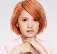 中国台湾女歌手杨丞