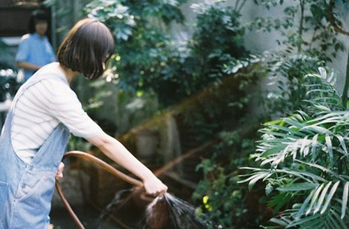 感悟人生的晚安说说心语：人生苦短，用心生活